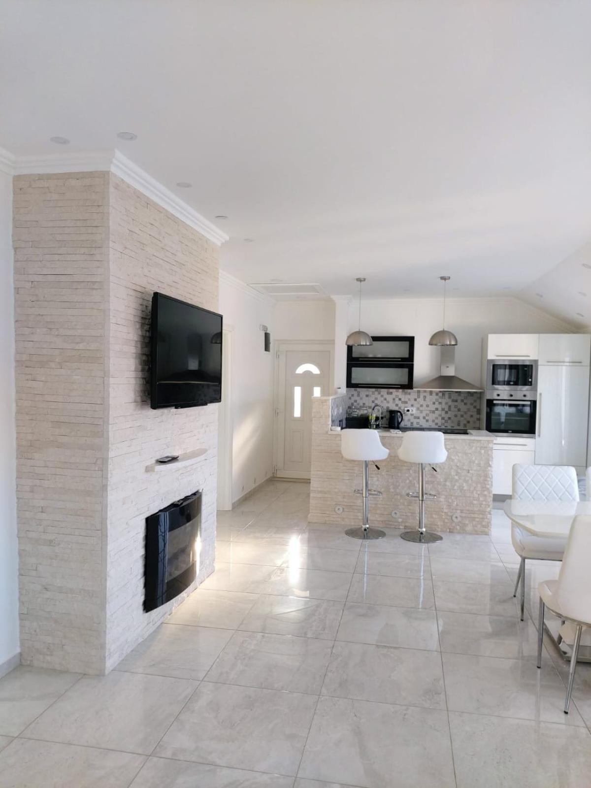 סופטאר Apartments Brac חדר תמונה