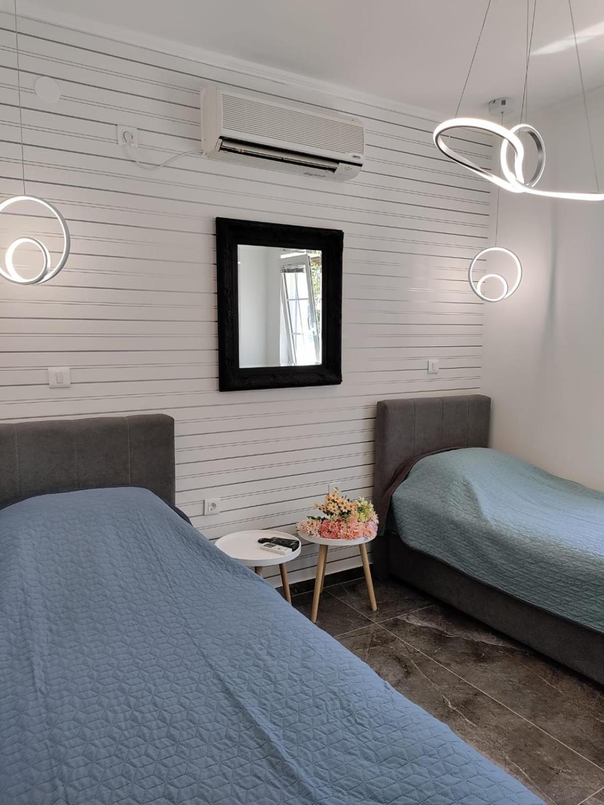 סופטאר Apartments Brac מראה חיצוני תמונה