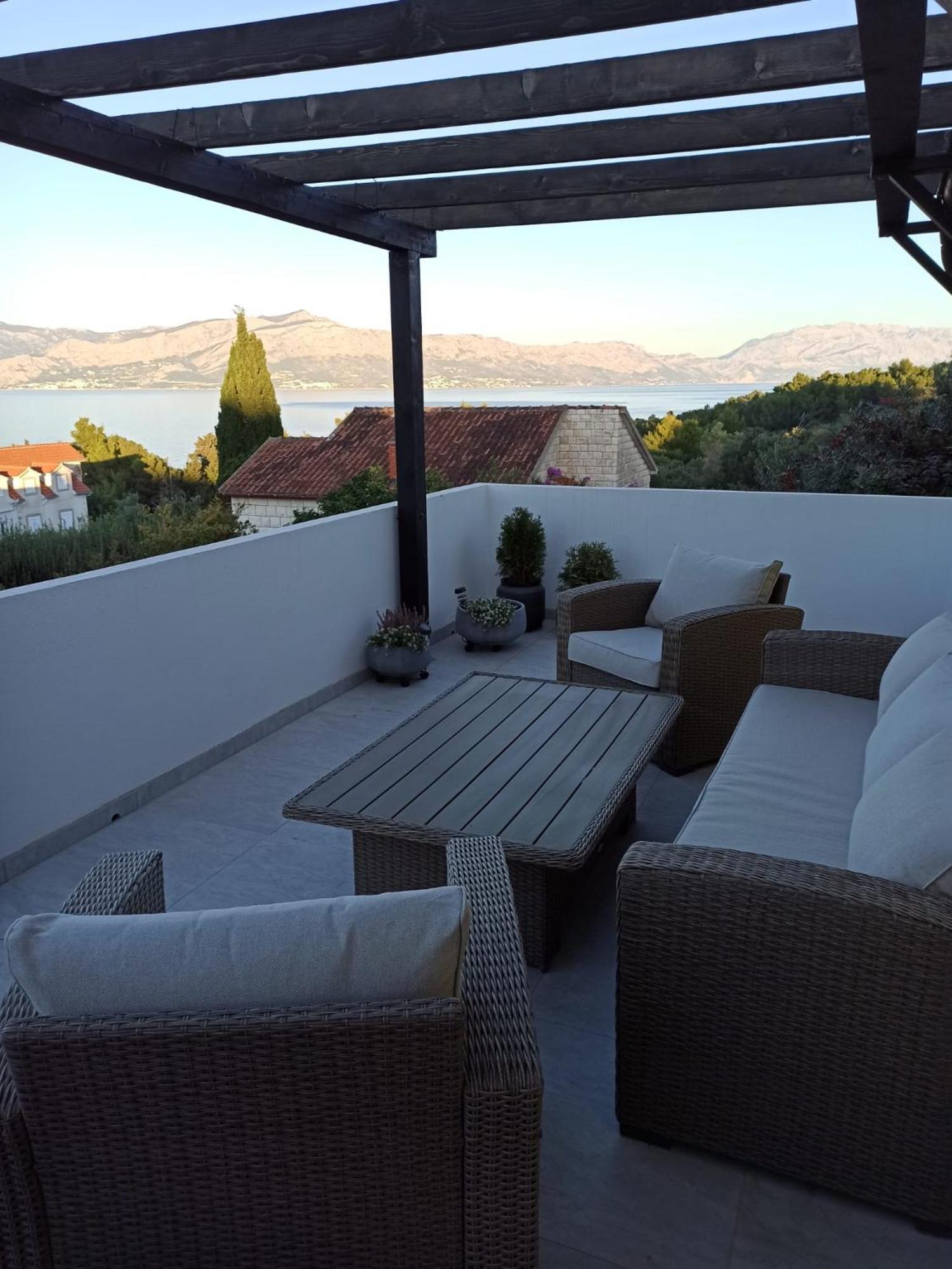 סופטאר Apartments Brac מראה חיצוני תמונה